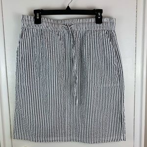 SW New York seersucker striped skirt